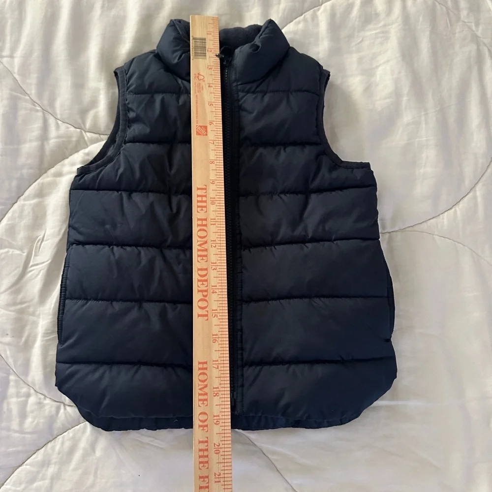 Kids 5 year old Gap Navy Puffer Vest